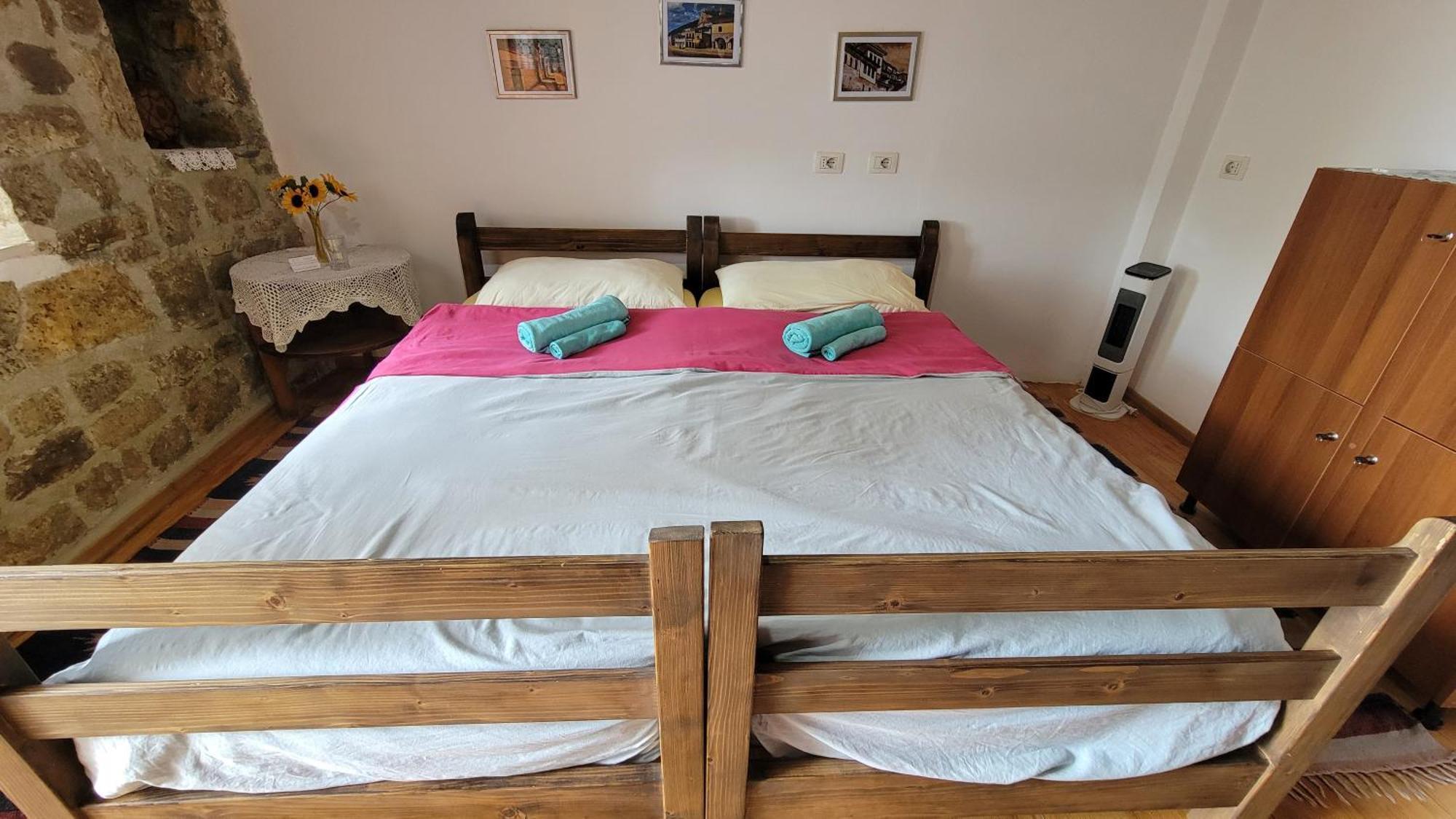 Guest House Mangalem بيرات المظهر الخارجي الصورة