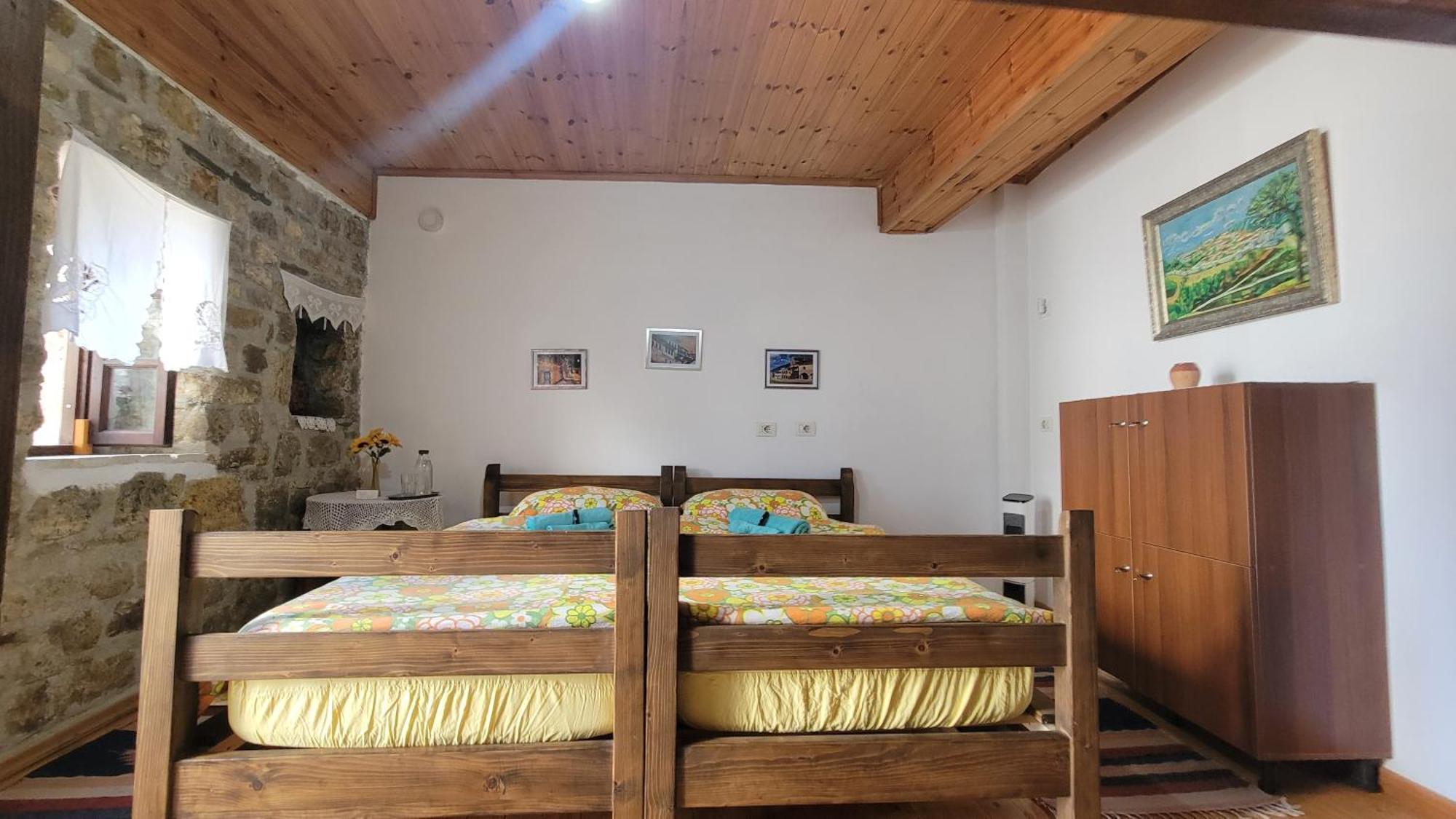 Guest House Mangalem بيرات المظهر الخارجي الصورة