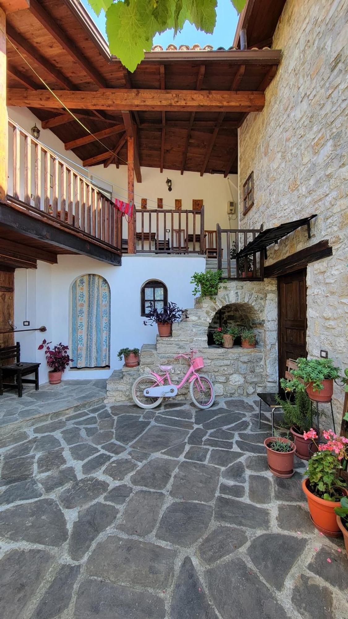 Guest House Mangalem بيرات المظهر الخارجي الصورة