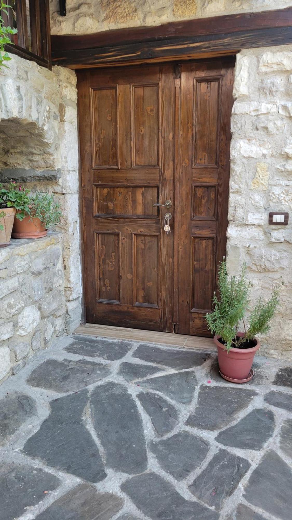 Guest House Mangalem بيرات المظهر الخارجي الصورة